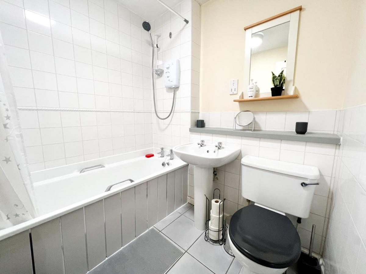 2 Bedroom - River Clyde Home - Parking Glasgow Zewnętrze zdjęcie