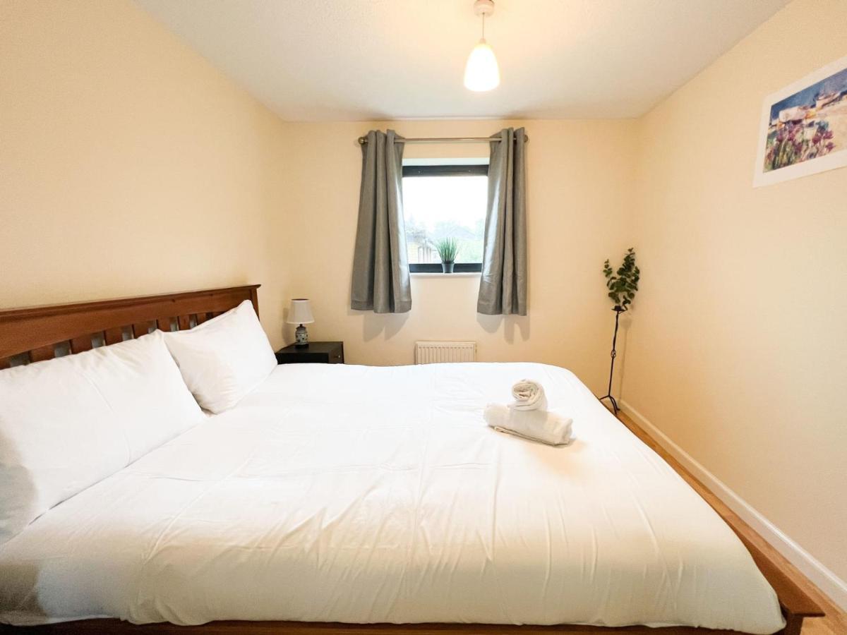 2 Bedroom - River Clyde Home - Parking Glasgow Zewnętrze zdjęcie